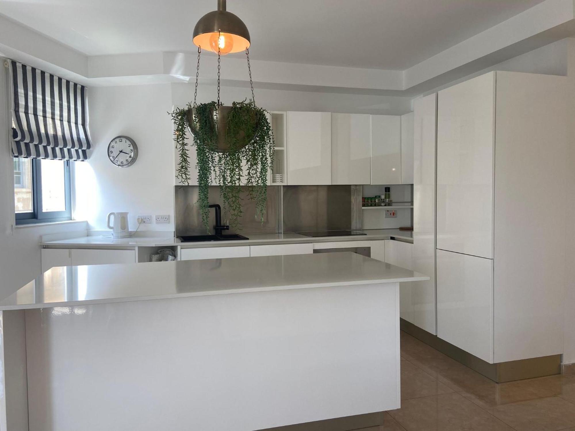 Cozy 2 Bedroom Apartment Near Seafront Gzira Exterior foto